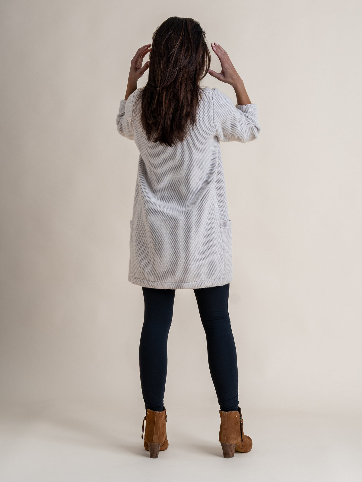 EDGE TO EDGE CARDIGAN&lt;br&gt;SNOW