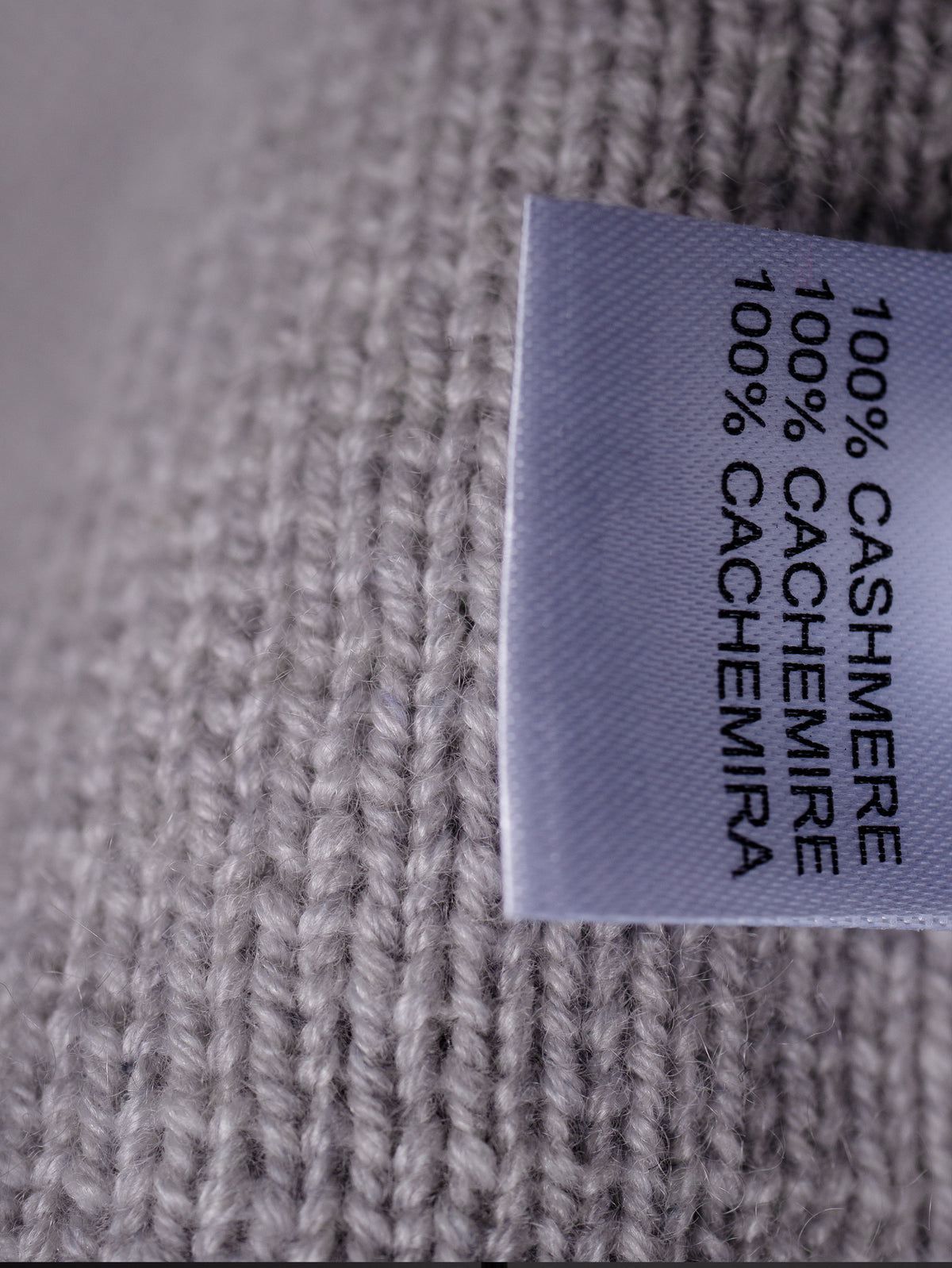 THE DUFFLE&lt;br&gt;LIGHT GREY