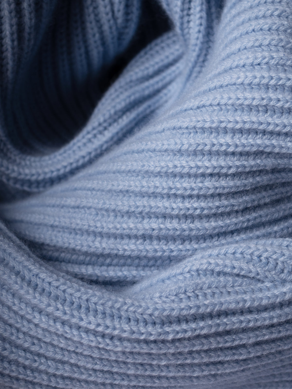 THE SHAWL NECK CARDIGAN&lt;br&gt;BLUE